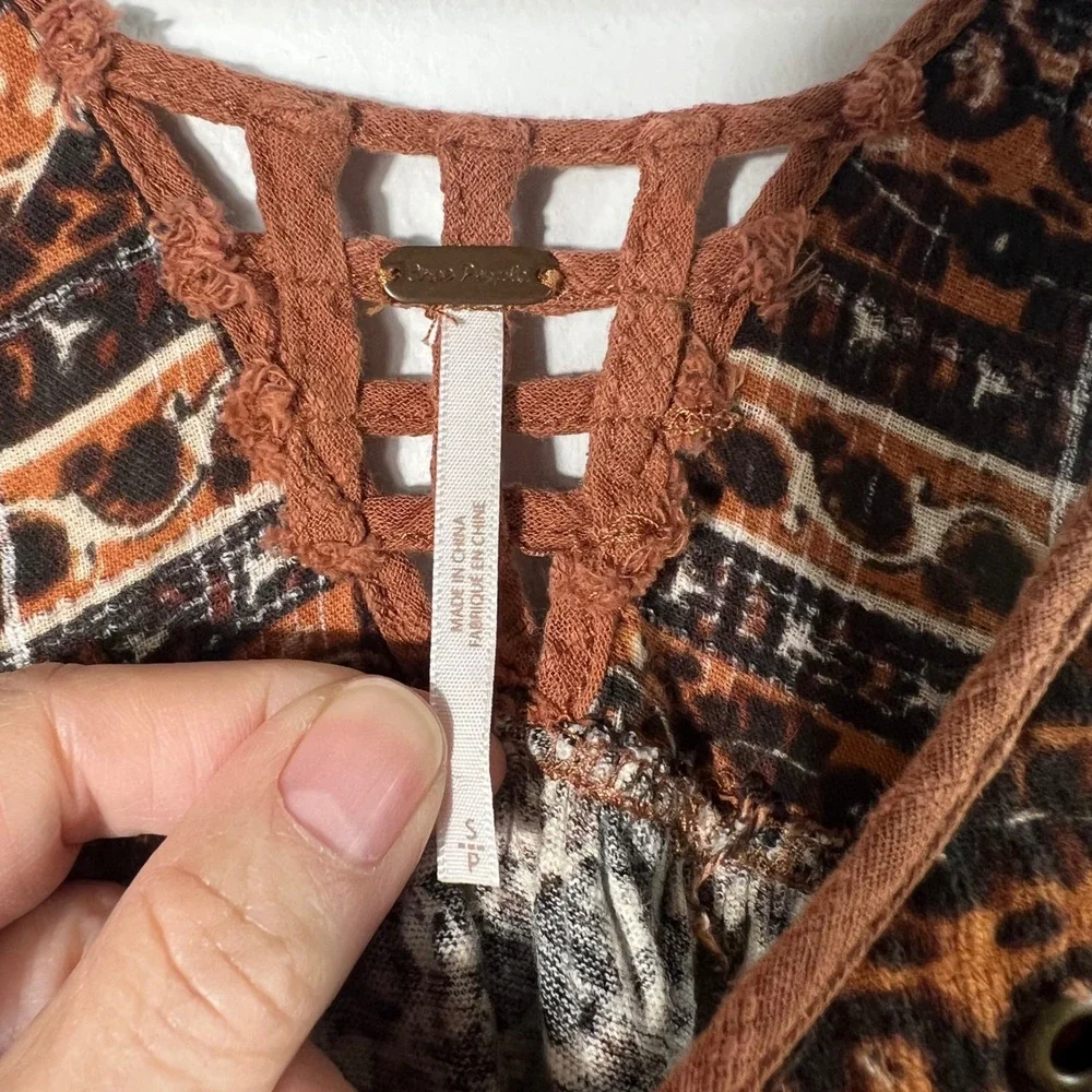 Free People Linen Blend Floral Tank Top Brown‎ Black S Back Cut Out Detail